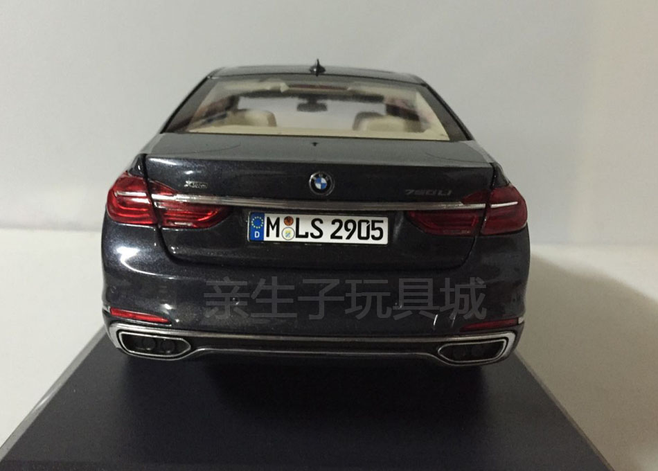 Mô hình hợp kim 1:18 xe mô hình tĩnh phiên bản dài BMW BMW 750Li 2015 xe mô hình tĩnh