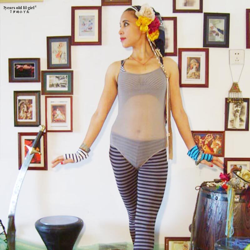 Belly dance 2017 The new listed Taiwan Water-yarn tie-neck dress keeps a good body type quality assurance CQ05