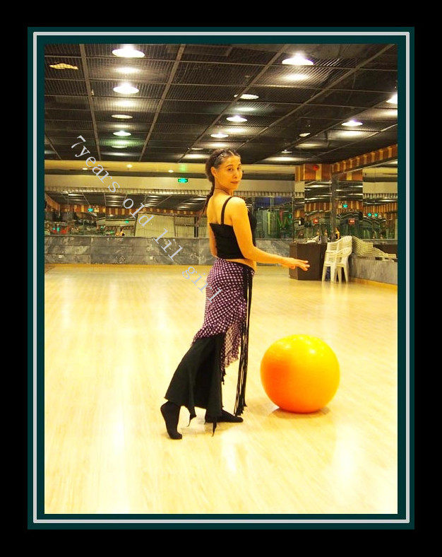 2019 new belly dance with hip performance Taiwan Water Sha'o style crunching lotus leaf lace hip skirt BQ110 -Taobao