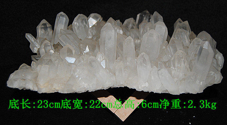 Natural white crystal cluster rough stone specimen ornaments lucky luck town house evil evil office home ornaments 101