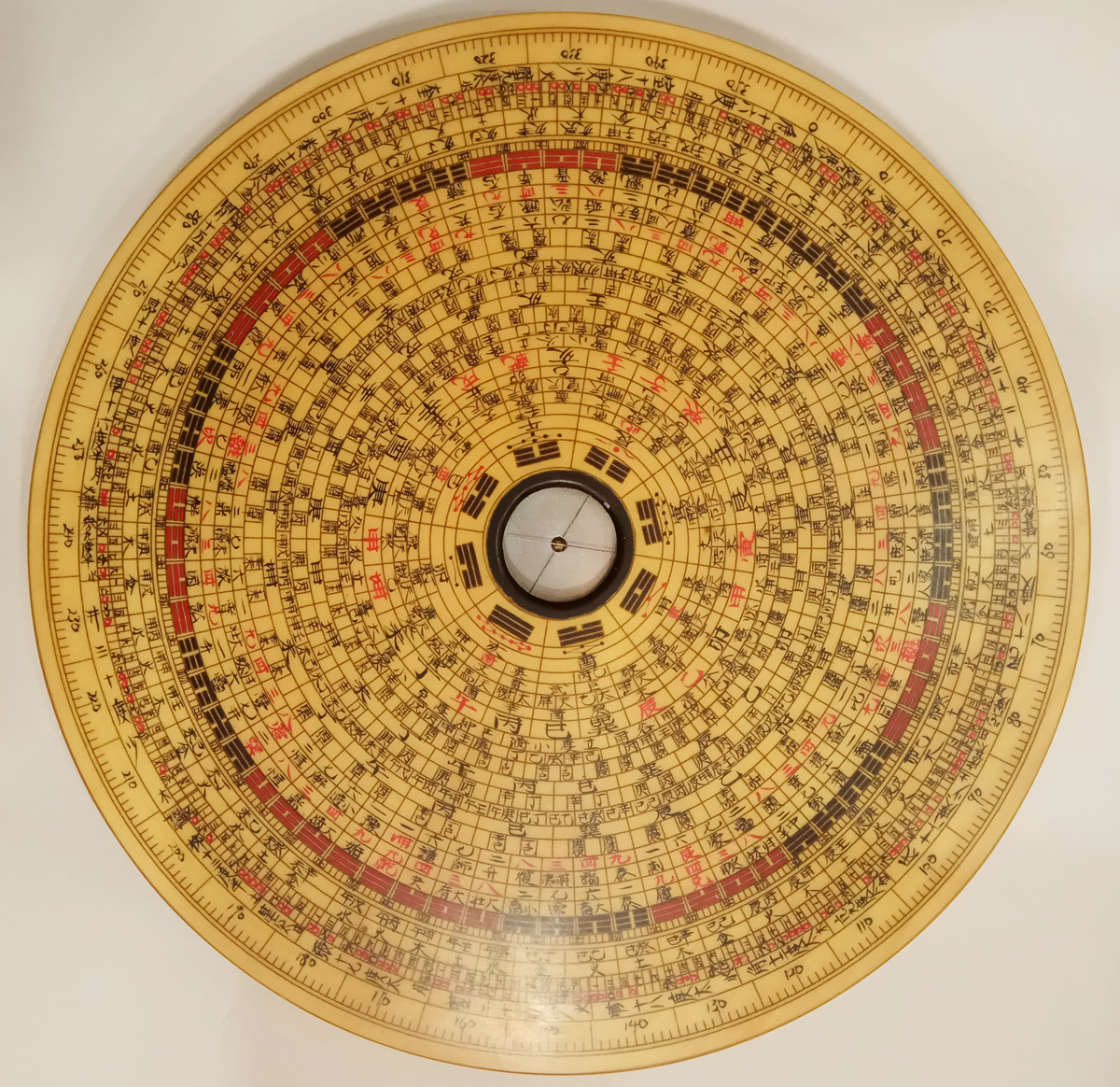 Handmade ginkgo wood Wanan compass compass comprehensive plate 9 inch 29 layer 360 Zhou Tiandu hand-painted Xuankong hexagram
