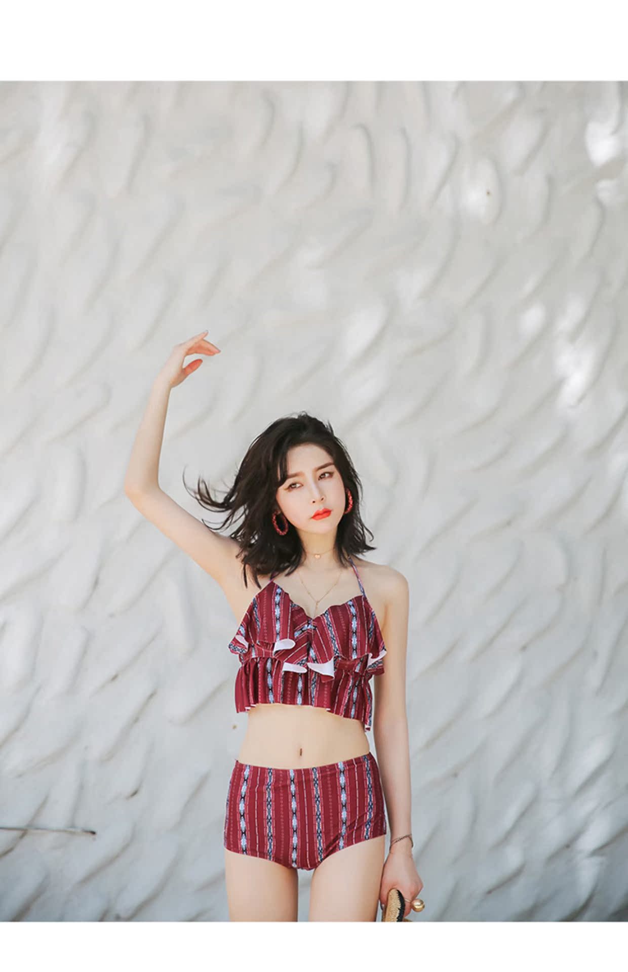 Phiên bản Hàn Quốc của bộ bikini bikini mùa xuân nóng bỏng phù hợp với bộ đồ ba mảnh gợi cảm tụ tập váy nữ đi biển set đồ đôi đi biển
