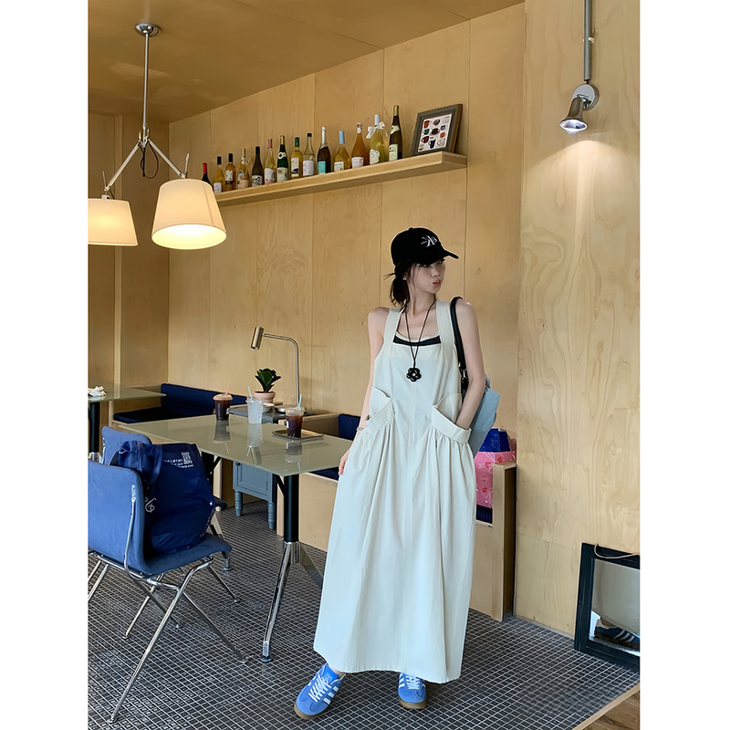 Vintage-Inspired Workwear Dress with Large Pockets, Suspender Skirt for Women, Summer Loose Fit, Slimming Dress, Twist-Knitted Backless Long Dress