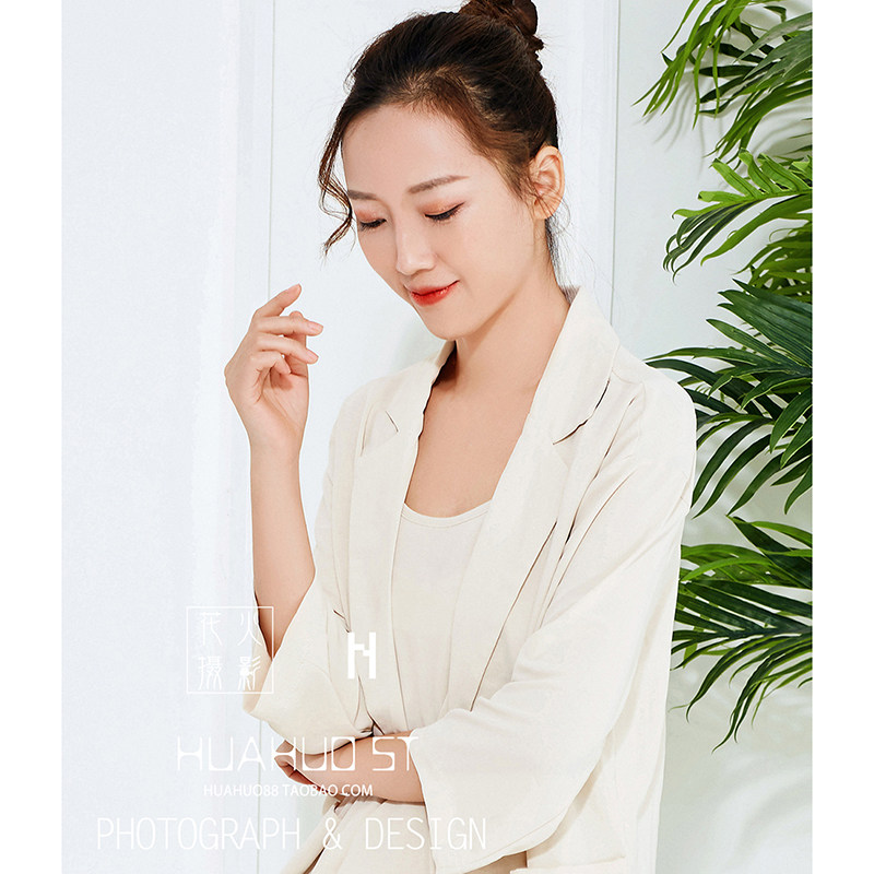 Clothing Shooting Costumes Photography Men And Women Posing for models filming Taobao nets for work clothes for small films