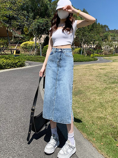 Джинсовая юбка с разрезом для женщин, весенне-осенняя тонкая модель средней длины, новинка 2025 года, юбка А-силуэта с высокой талией, облегающая и стройнящая.