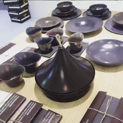 Italian knindustrie aluminum spire-shaped TAJINE slow cooker