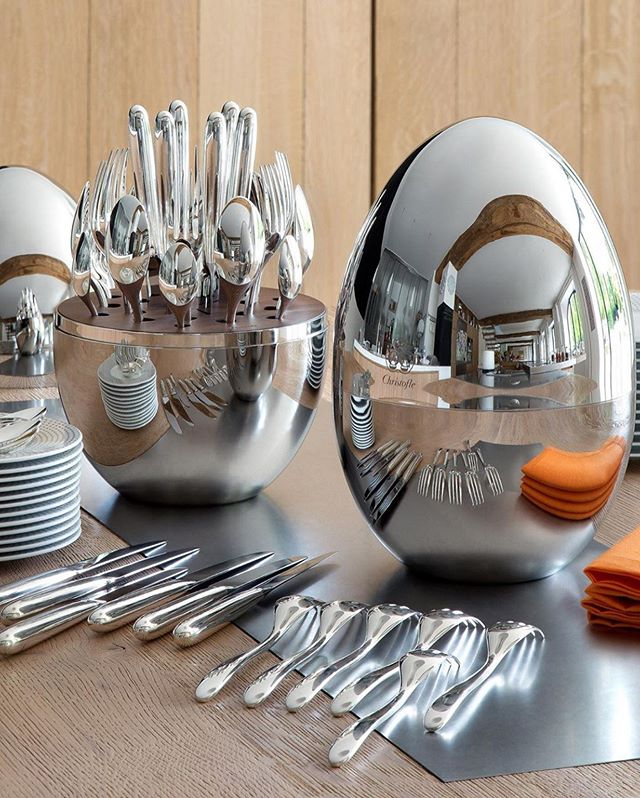 French christofle tableware set