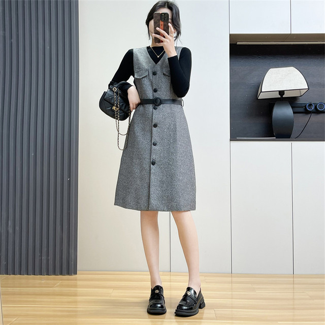 Huiyige spring women's two-piece suit long-sleeved black sweater bottoming shirt woolen vest skirt dress professional