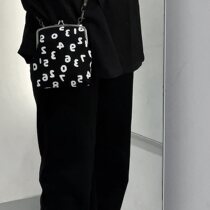 (Goose Baoshan Trading Co. Ltd.) Japans post SOUSOU digital pattern single-layer mouth gold bag