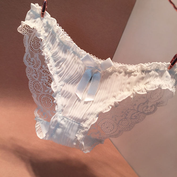 Triple delivery 1st Department of Girl Organ Creamy Snowspun Butterfly Knot Lace Briefs Feminine Princess Fashion Women's Underpants
