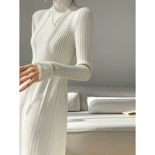 Шерстяное платье, юбка, комплект, коллекция 2021, в стиле Шанель, яркий броский стиль