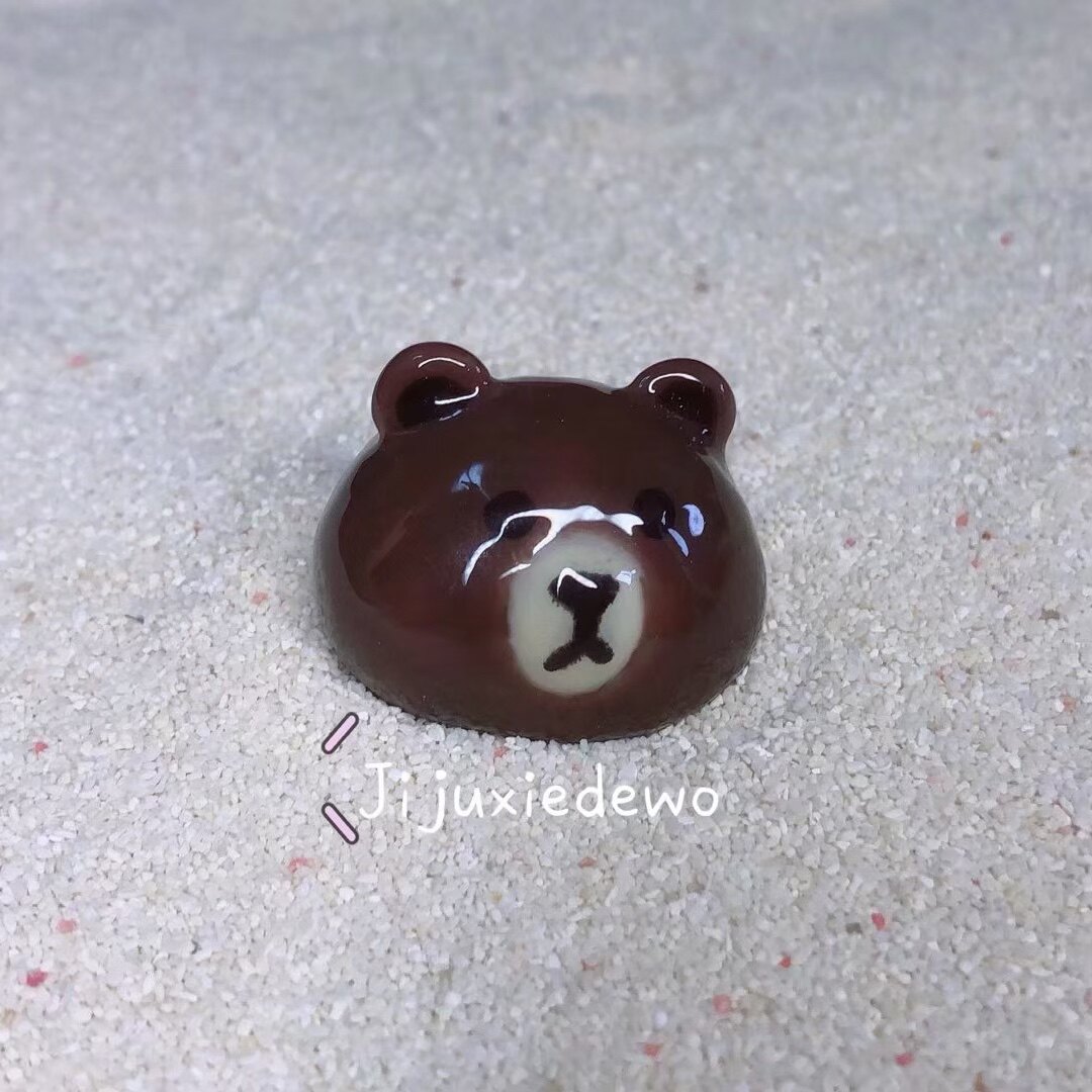 Resident crab replacement shell manually customized Brown bear bean beast short wrist sea screw shell processing DIY creative decoration