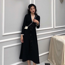 2020 pure desire autumn summer hit bottom inner lap black midlength dress V collar Sexy cashew slim temperament one-piece dress child