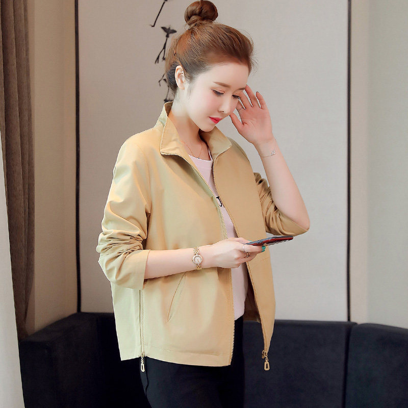 Spring and Autumn women short - term relaxed 2023 new temperament decompression fashion girl short - casual coat woman
