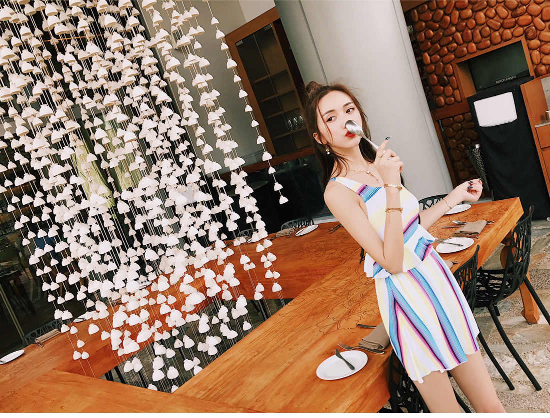 Áo tắm một mảnh, bảo thủ, che bụng, váy thon, nghỉ mát bên bờ biển, ngực nhỏ gợi cảm của Hàn Quốc, áo tắm tụ tập - Bộ đồ bơi One Piece áo bơi liền thân