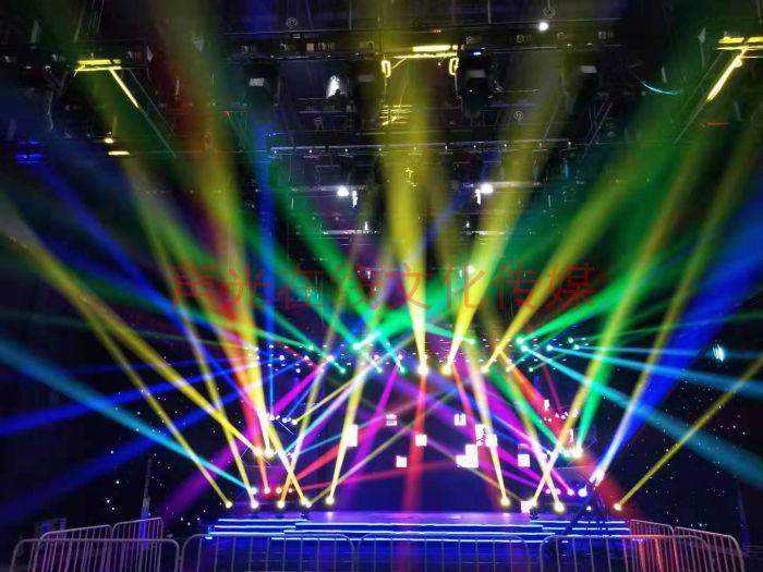 Lantern Light Sound Equipment Rental Activities Performance Company Annual Meeting Campus Back-stage Back-panel Building