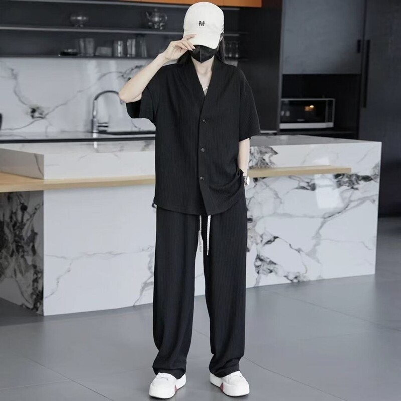 2026 Summer and Autumn New Two-Piece Set High-End Men's Casual V-Neck Short-Sleeve Suit Men's Pants Summer Cool and Stylish