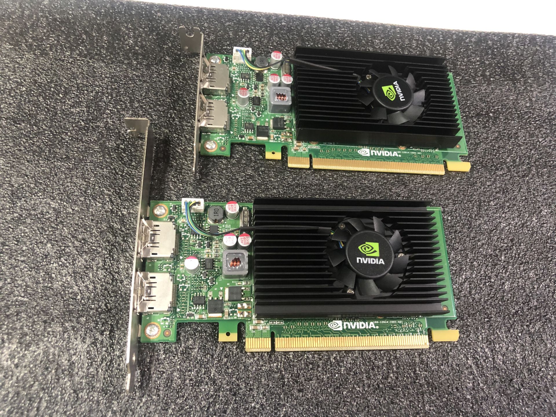 Original fit NVS310 1G Dual DP Interface PCI-E Professional drawing graphics card Dual screen graphics card