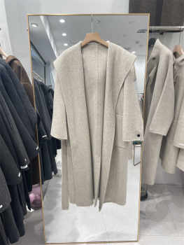 Hooded 24 autumn and winter loose woolen coat with temperament
