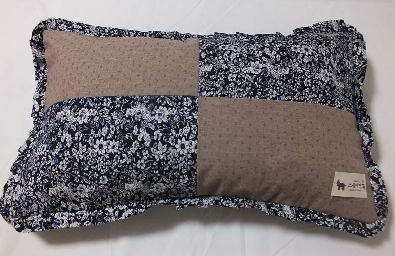 Áo gối trẻ em 50 * 30 chiếc gối hoạt hình bằng vải bông 42 * 23 bộ gối lõi gối ngủ văn phòng