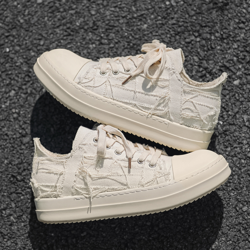 2026 New Style Canvas Shoes, Low-Top Shoes for Men and Women, Thick-Soled Height-Increasing Casual Shoes with a Milky Fragrance and Low Tassels, Beggar-Style Sneakers