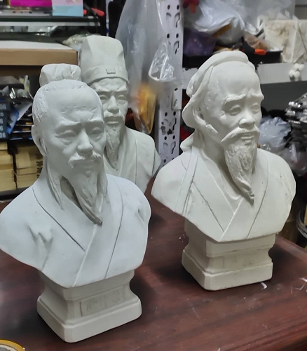 Zhang Zhang Zhang Zhijiang Li Xijian Medical Plaster is like four major medical sculpture pharmaceutical figure of King Statue