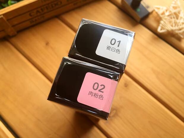 Nhật Bản miniso nổi tiếng sáng tạo sản phẩm mới mini poni làm đẹp trang điểm rõ ràng trước khi sữa làm sáng màu da cô lập kem nền che khuyết điểm tốt