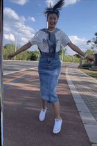 Douyin lemon wear the same white T-shirt gray shawl blue denim skirt spring and summer new thin casual simple