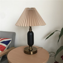 DPstudio Medieval Vintage 100 Pleats Table Lamp Medieval Decorative Lights Nordic Ins small bedroom Bedroom Headlights