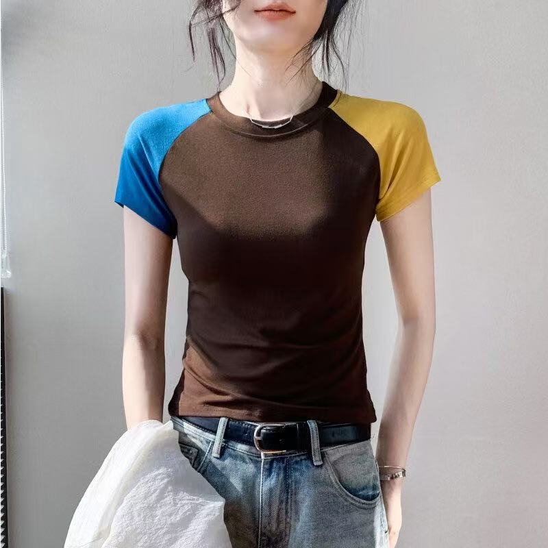 Victoria Forest ~ Color-Blocked Round-Neck Short-Sleeve T-Shirt for Women, Dopamine Style, Slim Fit, Trendy Top Victoria Forest ~ Color-Blocked Round-Neck Short-Sleeve T-Shirt for Women, Dopamine Style, Slim Fit, Trendy Top