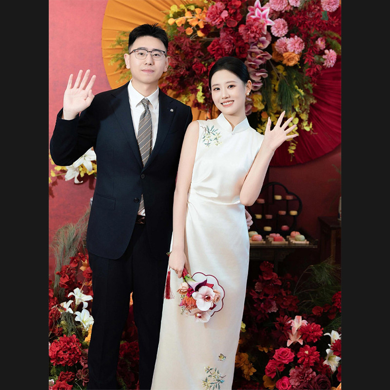Новое свадебное платье cheongsam в китайском стиле, юбка, высококачественное легкое роскошное нишевое платье для тостов, достойная атмосфера, белое платье в национальном стиле