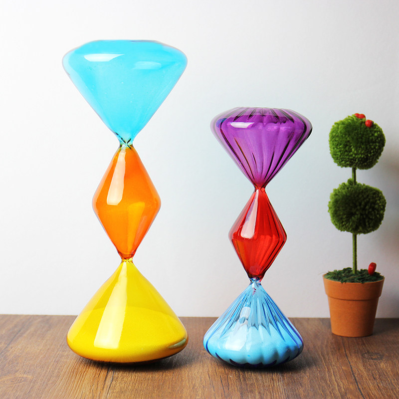 Cute Nordic wind pure hand-made three-layer glass hourglass timer desktop decorated friends can be customized