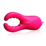 Прыгая яйца Мужчины и женщины разделяют женщин с немым вибрационным устройством мастурбации.