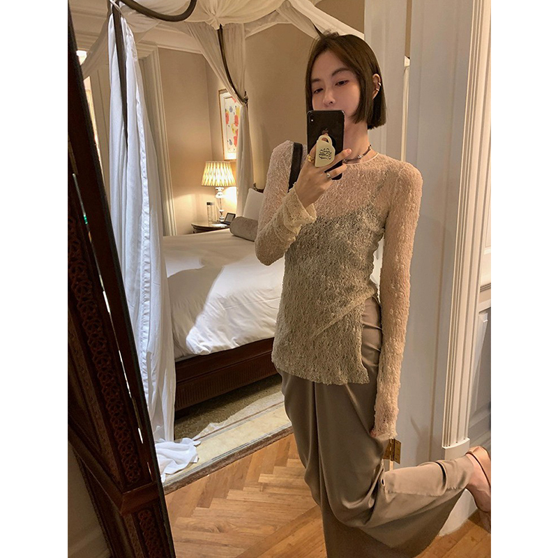 Hollow Lace Base Shirt for Women 2026 New Autumn and Winter High-End Elegant and Fashionable Slim Mesh Top