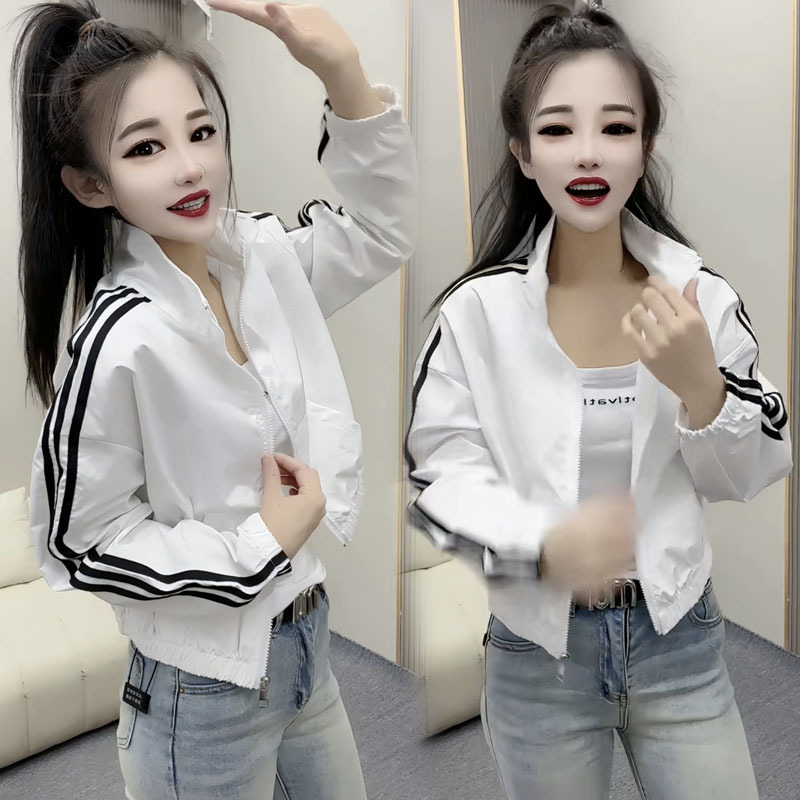 Trendy Casual Fashion Sun-Protective Jacket for Women, New Spring/Summer Style with Stand Collar, Zipper, Long Sleeves, Versatile Three-Stripe Design