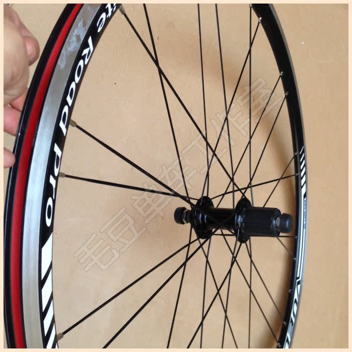 Roues de vélo cyclisme sur route - Ref 2366949 Image 15