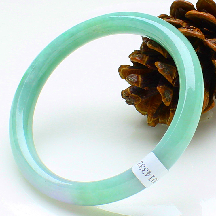 Myanmar A goods emerald bracelet ice glutinous seed round strips of thin strips purple Roland light green jade bracelet with certificate