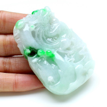 Emerald pendant A goods Zhengyang green white bottom green dragon card pendant Zixiang Yunfei Men Yupei with certificate
