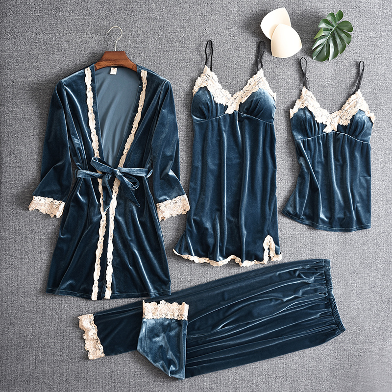 Autumn and Winter Velvet Pajamas Set for Women, Camisole Nightgown, Sexy Robe, Four-Piece Set, Long-Sleeved Velvet, Can Be Worn Outside Autumn and Winter Velvet Pajamas Set for Women, Camisole Nightgown, Sexy Robe, Four-Piece Set, Long-Sleeved Velvet, Can Be Worn Outside