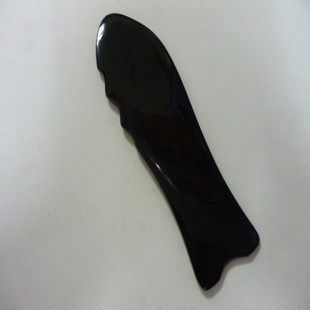 Cattle horn scraping plate adds wave fish shaped scraping slices