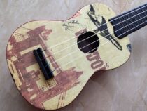 Special clearance 21 inch wooden childrens early education small guitar Ukulele 4 strings can play parent-child teaching aids