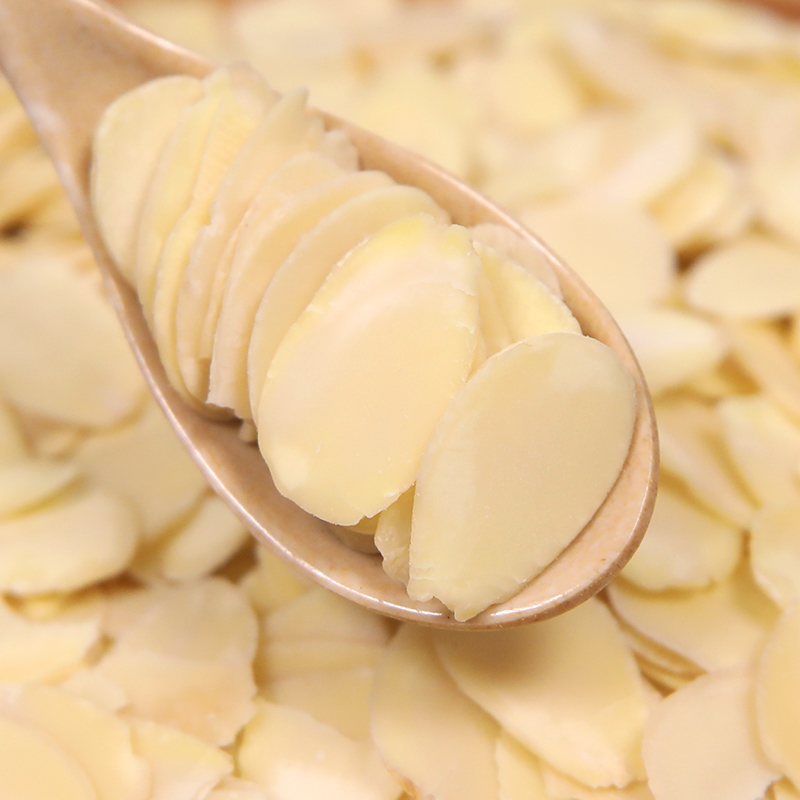 Fresh imported almond flakes Baking raw materials Ultra-thin peeling raw and cooked Badan wood almond kernel slices decorative 500g packaging