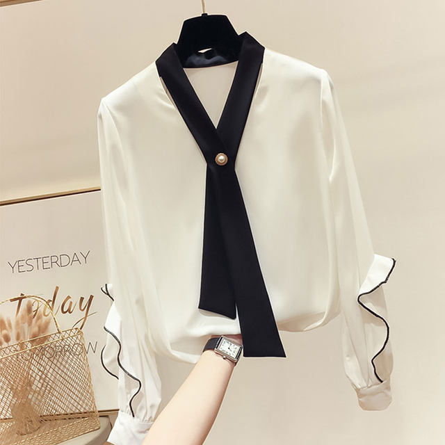 2022 Western-style V-neck design sense fashion contrast color chiffon shirt women's autumn fat sister design sense niche temperament top