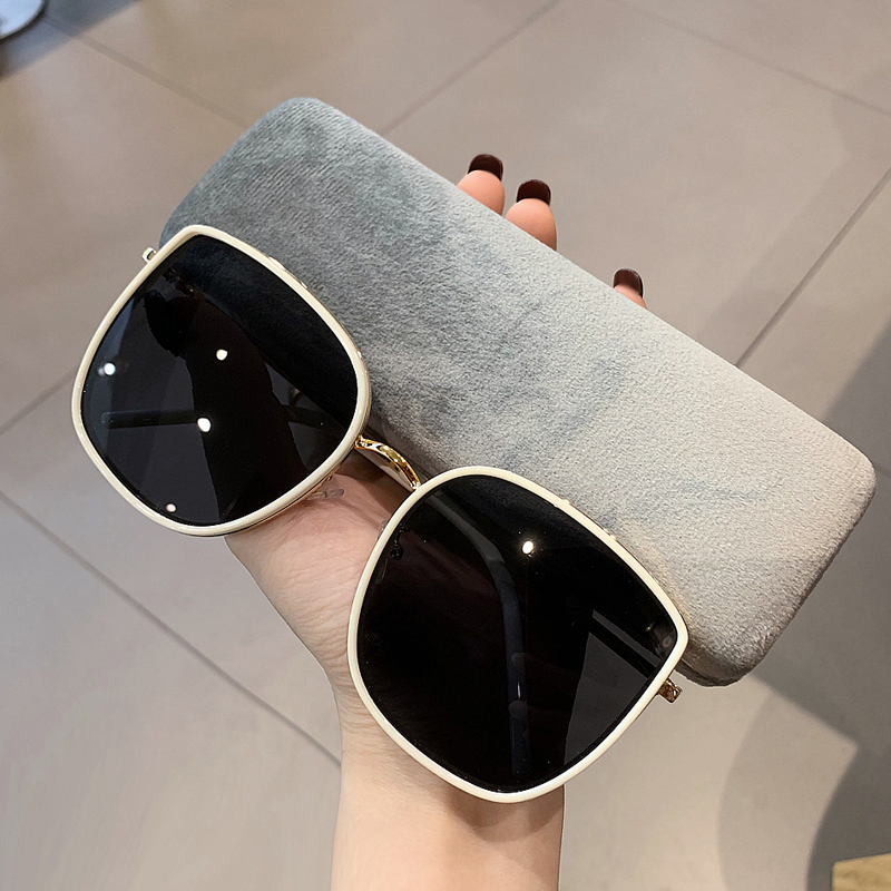 Sunglasses female 2022 new trendy ins female big face slimming glasses polarized sunglasses female summer seaside anti-UV