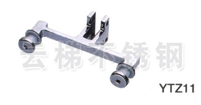 The square double-claw of the column connecting piece 