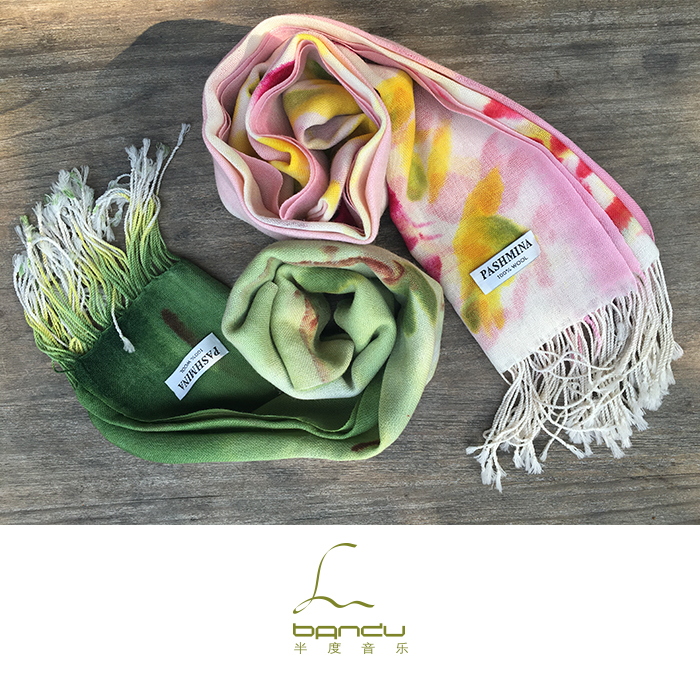 Wool scarves in a wool scarf