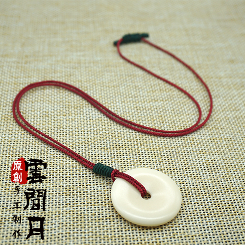 Hand - cord jade ring hanging rope jade necklace rope Ping buckle honey wax hanging rope male and female red rope