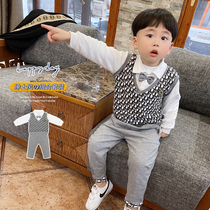 Fashion handsome boy gentleman gown suit 2022 spring autumn season new childrens baby foreign air Two sets of spring clothes