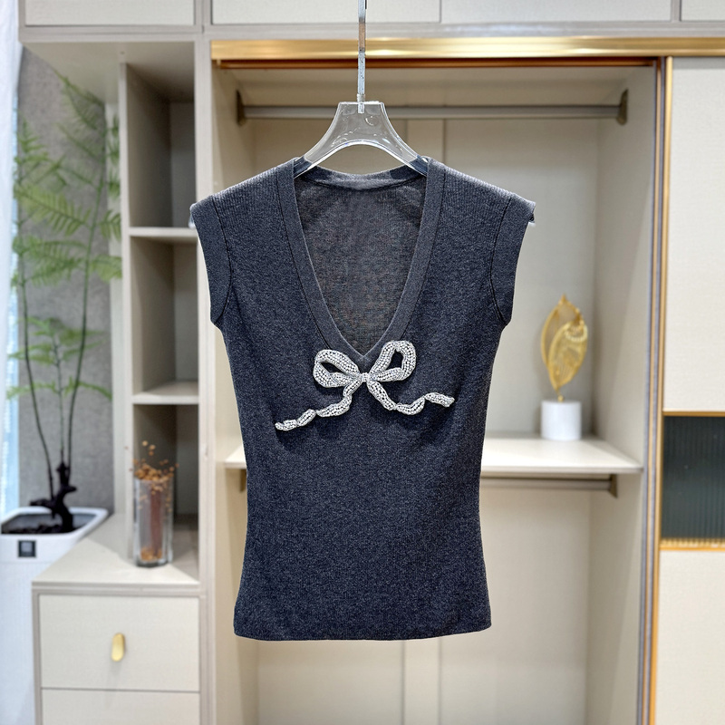 Shenzhen Nanyou V-Neck Rhinestone Bow Knitted Vest for Women 2026 New Summer Slim Fit Sleeveless Top