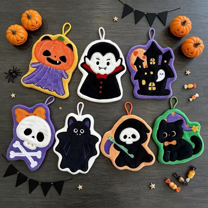 Spooky Night Halloween Coral Fleece Hand Towel Kitchen Hanging Absorbent Quick-Drying Thickened Non-Shedding Cloth Handkerchief